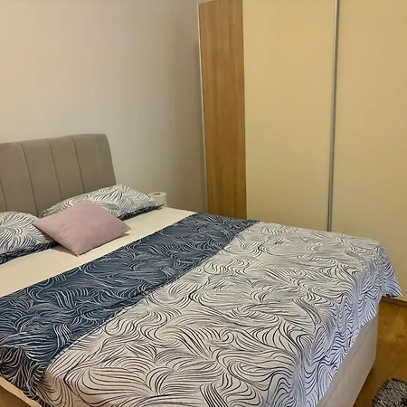 Apartments Maluma Appartement Bibinje