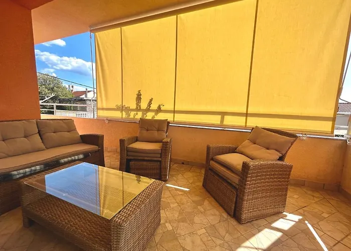 Daire Sea Viev With Terrace,grill &free Parking Maluma Bibinje